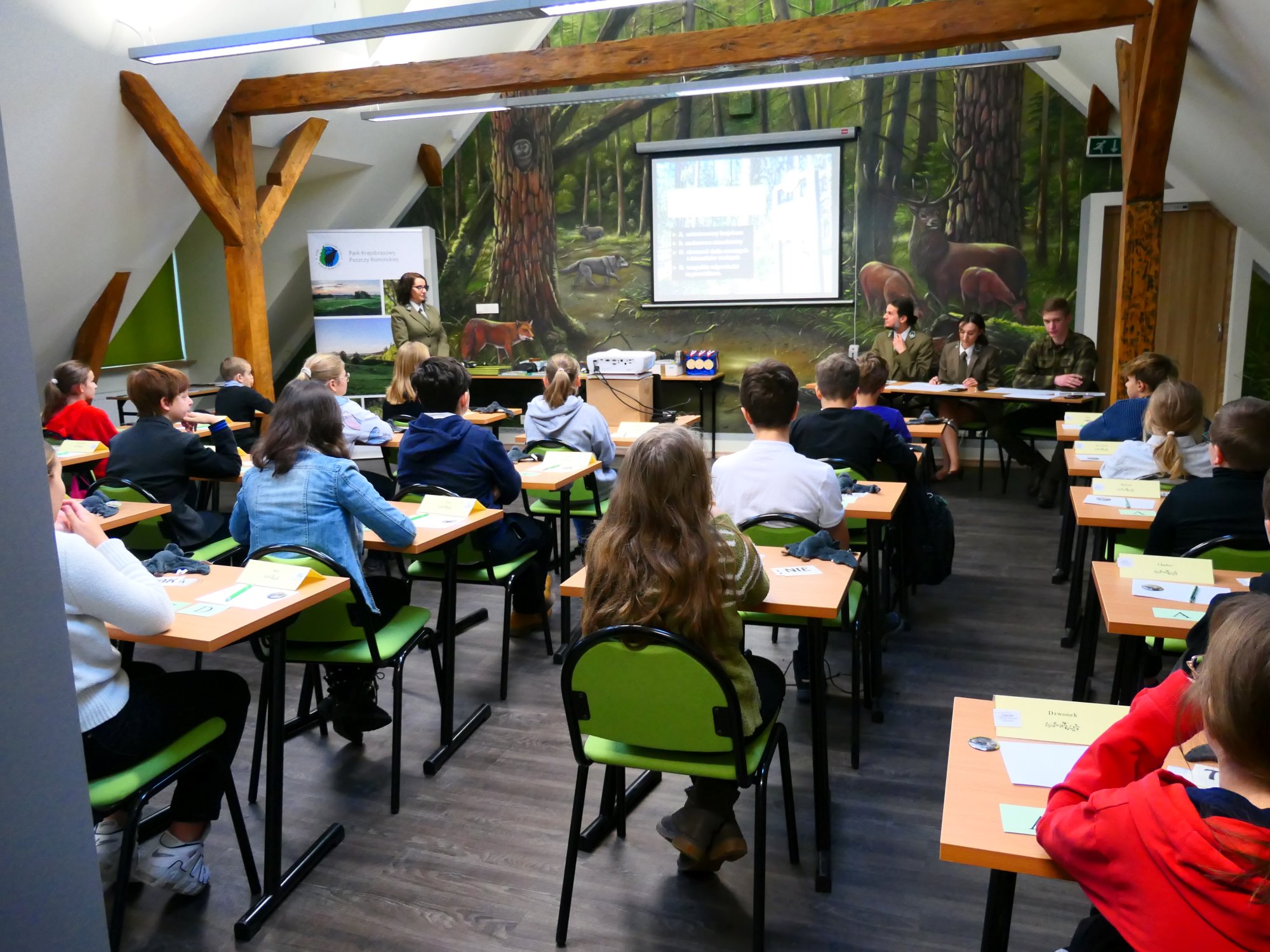 Zostań Mistrzem Dendrologii! Rusza XVIII edycja konkursu „Młody Strażnik Parku”